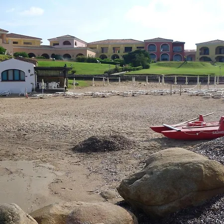 I Delfini Di Cala Del Faro